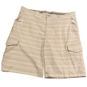 Greg Norman Cargo Type Mens Shorts SIZE 36